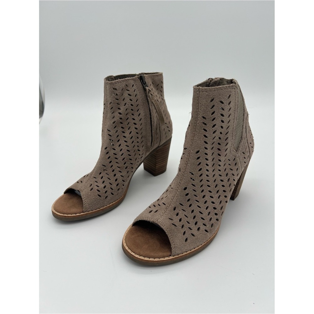 Toms Taupe Perforated Open-Toe‎ Ankle Booties size 6